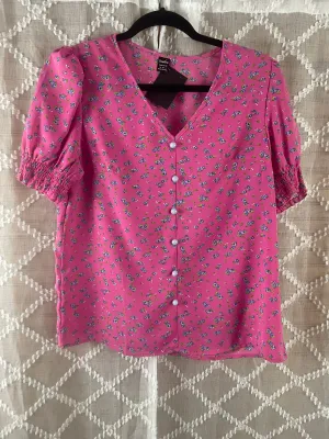 Droimp Floral V-Neck w/buttons top