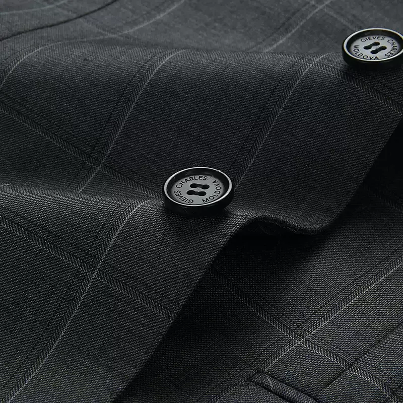 Grey Plaid Suit Blazer with Peak Lapel and Flap Pockets for Men Plus Size